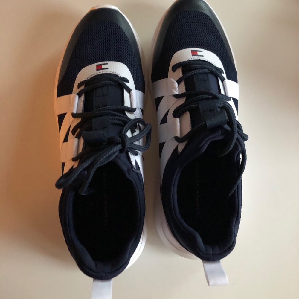 Tommy Hilfiger sneakers